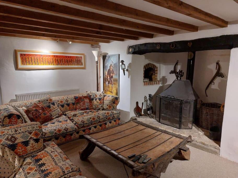דורצ'סטר Stable Cottage - Sleeps 6, Near Lulworth Cove מראה חיצוני תמונה